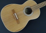 Mesko M - 02, Guitarra Estudio Para Niño Largo 098 Centímetros, Tapa  Sapelly  Caja de Sapelly, Puente y Diapasón de Caoba, Maderas Laminadas