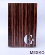 Cajón Peruano Flamenco Reglable GCR - Estructura en terciado de pino 12 mm pulido Tapa en terciado 3 mm. Pulido Barnizado al Natural brillante